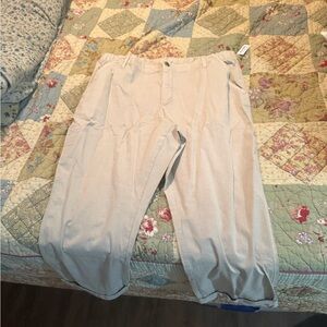 Old Navy Women's Light Khaki Pants